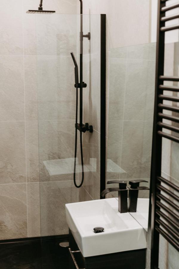Appartamento Modernes, Stilvolles Eingerichtetes Loft Vienna Esterno foto